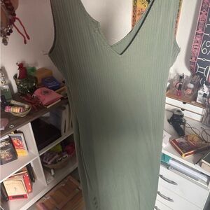 Sleeveless Green Maxi Dress